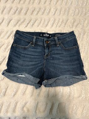 Hollister Women's Dark Indigo Rolled Hem Denim Shorts